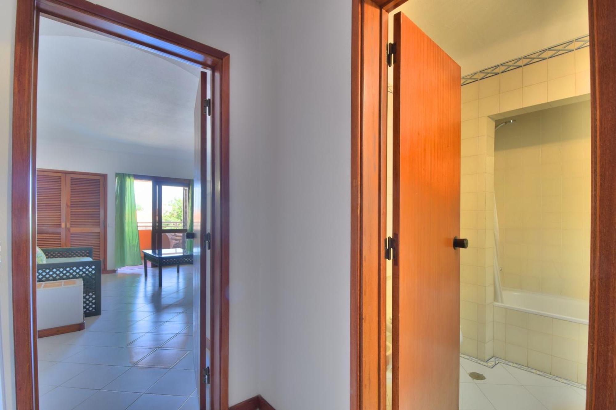 Bellavista Avenida By Beguest Aparthotel Albufeira Luaran gambar